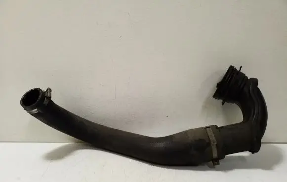 Opel Zafira C Intercooler hose/pipe 13265269