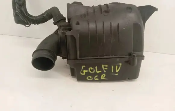Volkswagen Golf V Air filter box cover 