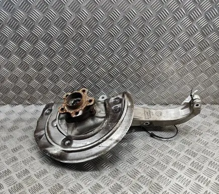 BMW X5 G05 Front wheel hub 6878312 6876656