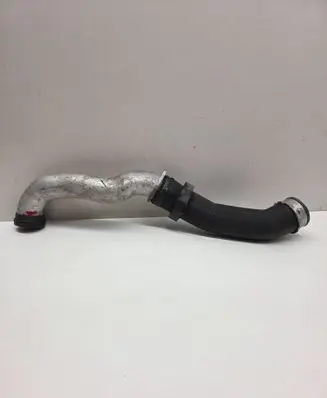 Intercooler hose/pipe