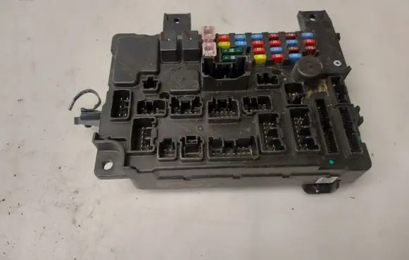 Mitsubishi Outlander Fuse module 8637A862
