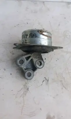 Opel Vectra C Gearbox mount