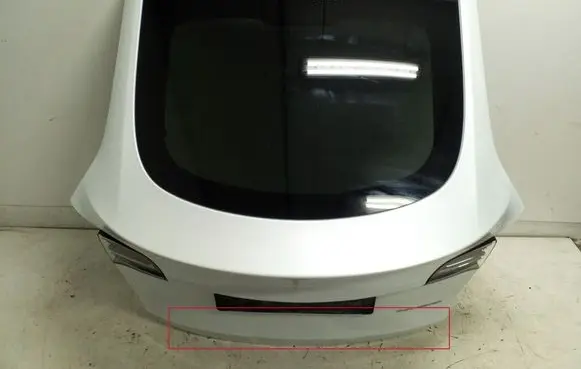 Tesla Model Y Tailgate/trunk/boot lid 