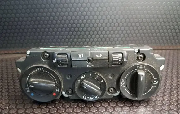 Volkswagen Golf Plus Climate control unit 5HB00932726