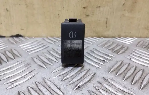 Fog light switch