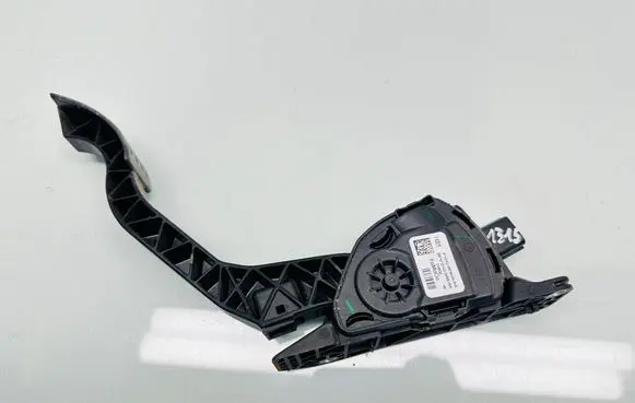 Ford Transit - Tourneo Connect Accelerator throttle pedal F1DC9F836AA