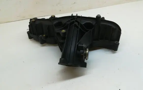 Volkswagen Jetta VI Intake manifold 03L129711AM
