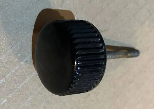 Mercedes-Benz W123 Fuse box cover