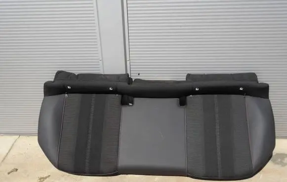 Opel Mokka B Second row seats 
