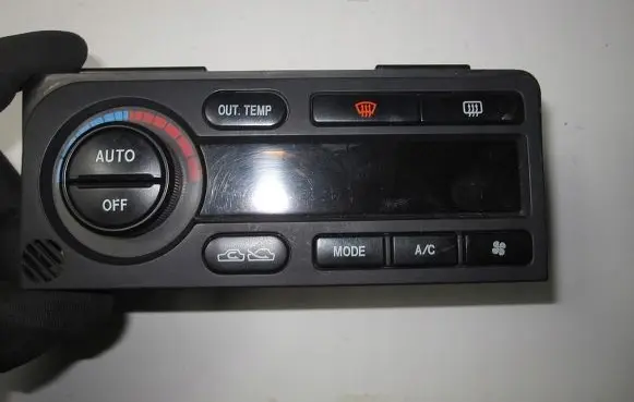 Subaru Legacy Climate control unit 72311AE160