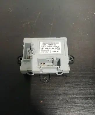 Volvo V70 Door control unit/module 7G9T14B533GD 0507911700