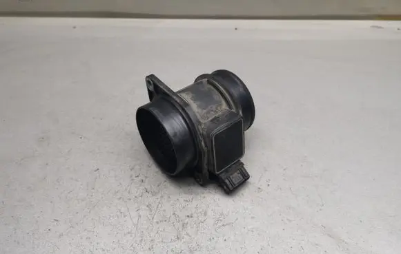 Renault Laguna I Mass air flow meter 7700105010 7700105010B