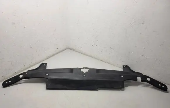 Radiator trim