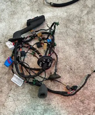 Volkswagen Crafter Front door wiring loom 7C1971120M