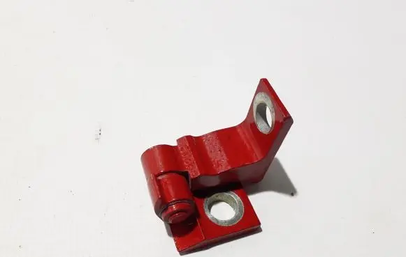Skoda Kamiq Rear door lower hinge
