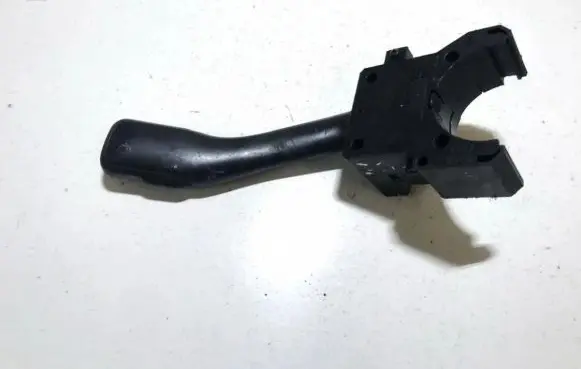 Volkswagen PASSAT B5 Wiper control stalk