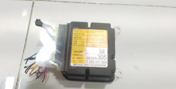 Mitsubishi Outlander Airbag control unit/module 8635A305 0285011604