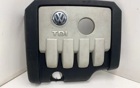 Volkswagen Touran I Engine cover (trim) 03G103925BP 03G103925