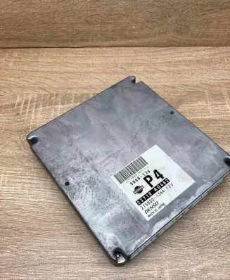 Nissan X-Trail T30 Engine control unit/module ECU 23710AU602 2758001364