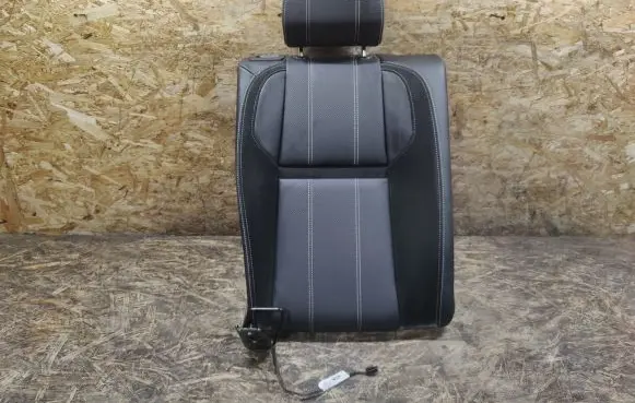 Land Rover Range Rover Velar Rear seat 