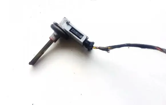 Volkswagen Touran I Interior temperature sensor 3d0907543
