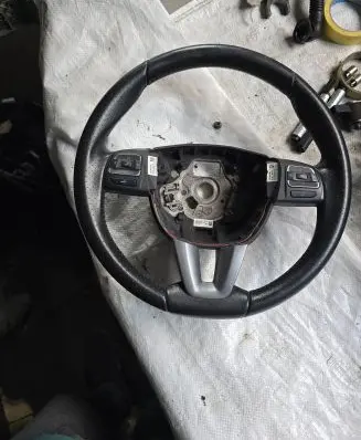 Seat Altea XL Steering wheel 5P0419091AR 0000900002 306682699T21