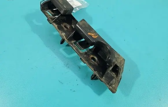 Peugeot 508 Front bumper mounting bracket 9686570480 IMPRK1534945