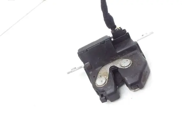 Fiat Punto (188) Tailgate/trunk/boot lock/catch/latch 55701971