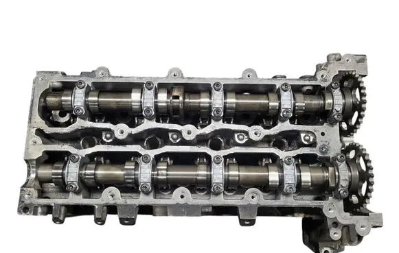 Mercedes-Benz C W204 Engine head R6510160201 R651016 R65101602