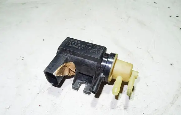 Volkswagen Golf V Turbo solenoid valve 1K0906627A
