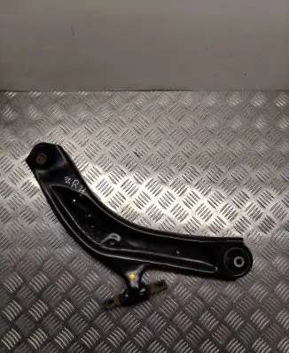 Nissan X-Trail T32 Front lower control arm/wishbone 93251