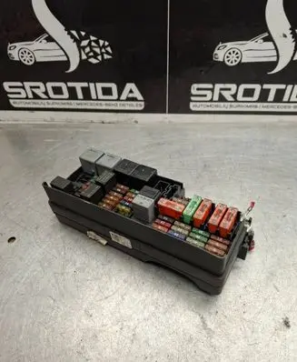 Mercedes-Benz ML W164 Fuse module A1645403072 13607554 YAP29291