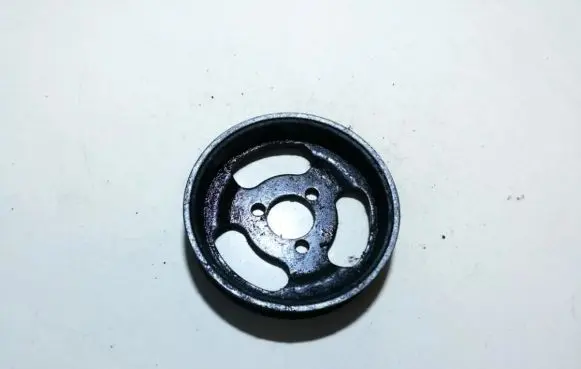 Opel Vectra B Water pump pulley 90502887