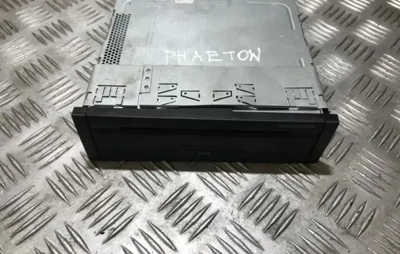 Volkswagen Phaeton Navigation unit CD/DVD player 3d0919887a