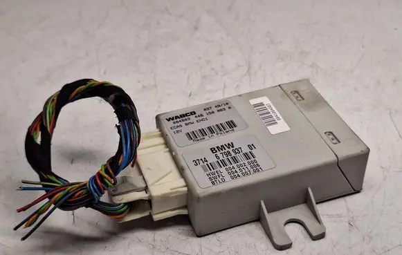 BMW 5 F10 F11 Air suspension control unit module (rear) 37146798937 37146799677 37146860386