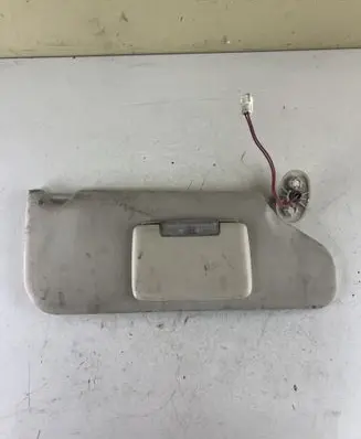 Dodge Nitro Sun visor 