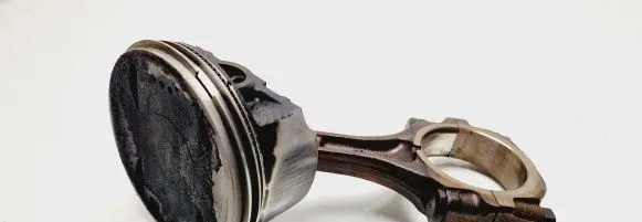 Subaru Forester SG Piston with connecting rod