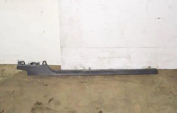 Volkswagen Scirocco Front sill trim cover 1K8853371