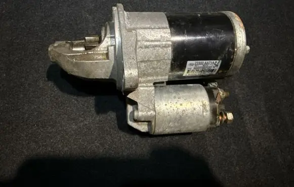 Subaru Outback (BS) Starter motor 23300AA71A