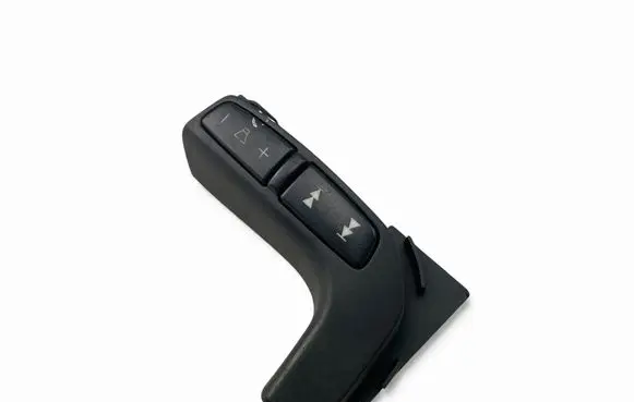 Volvo S60 Steering wheel buttons/switches 30739577