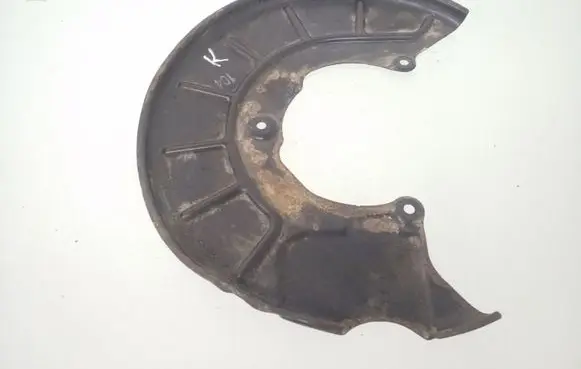 Volkswagen PASSAT B6 Front brake disc dust cover plate 1K0615311F
