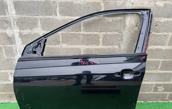 Volkswagen Polo VI Front door 
