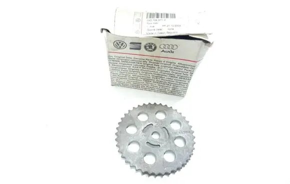 Skoda Fabia Mk2 (5J) Timing chain sprocket 03D109571G