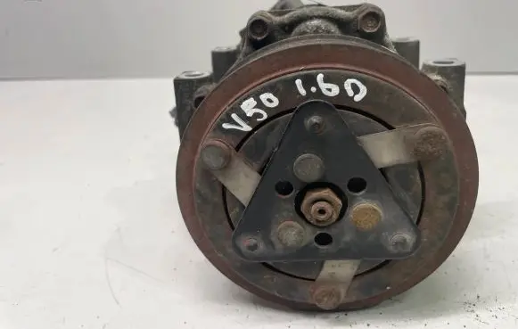 Volvo V50 Air conditioning (A/C) compressor (pump) 3M5H19D629TA