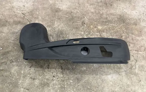 Alfa Romeo Stelvio Front door seat control surround trim 6500010981