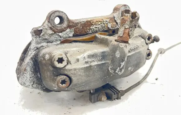 Mercedes-Benz S W220 Front brake caliper 20825101