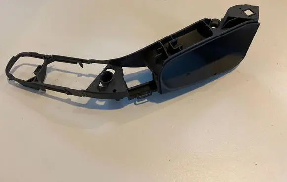 Volkswagen PASSAT B4 Front door handle cover 3A0867179B