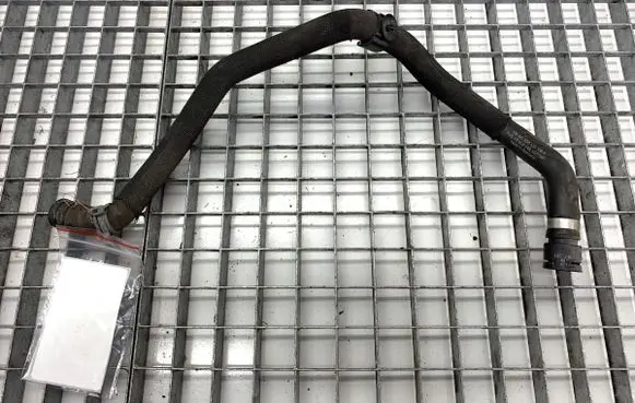 Skoda Superb B8 (3V) Engine coolant pipe/hose 3Q0121108A