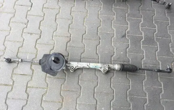 Ford Kuga II Steering rack