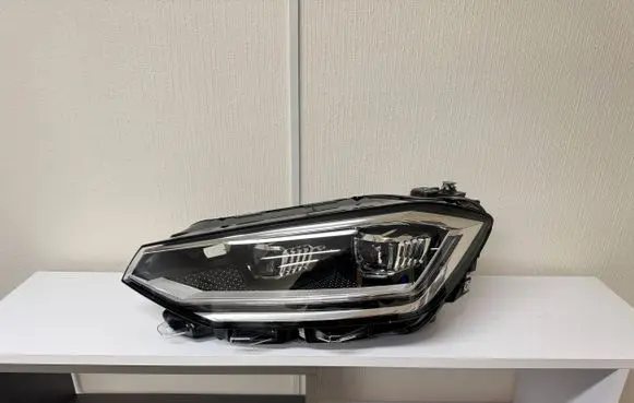 Volkswagen Golf Sportsvan Headlight/headlamp 517941081 90141152
